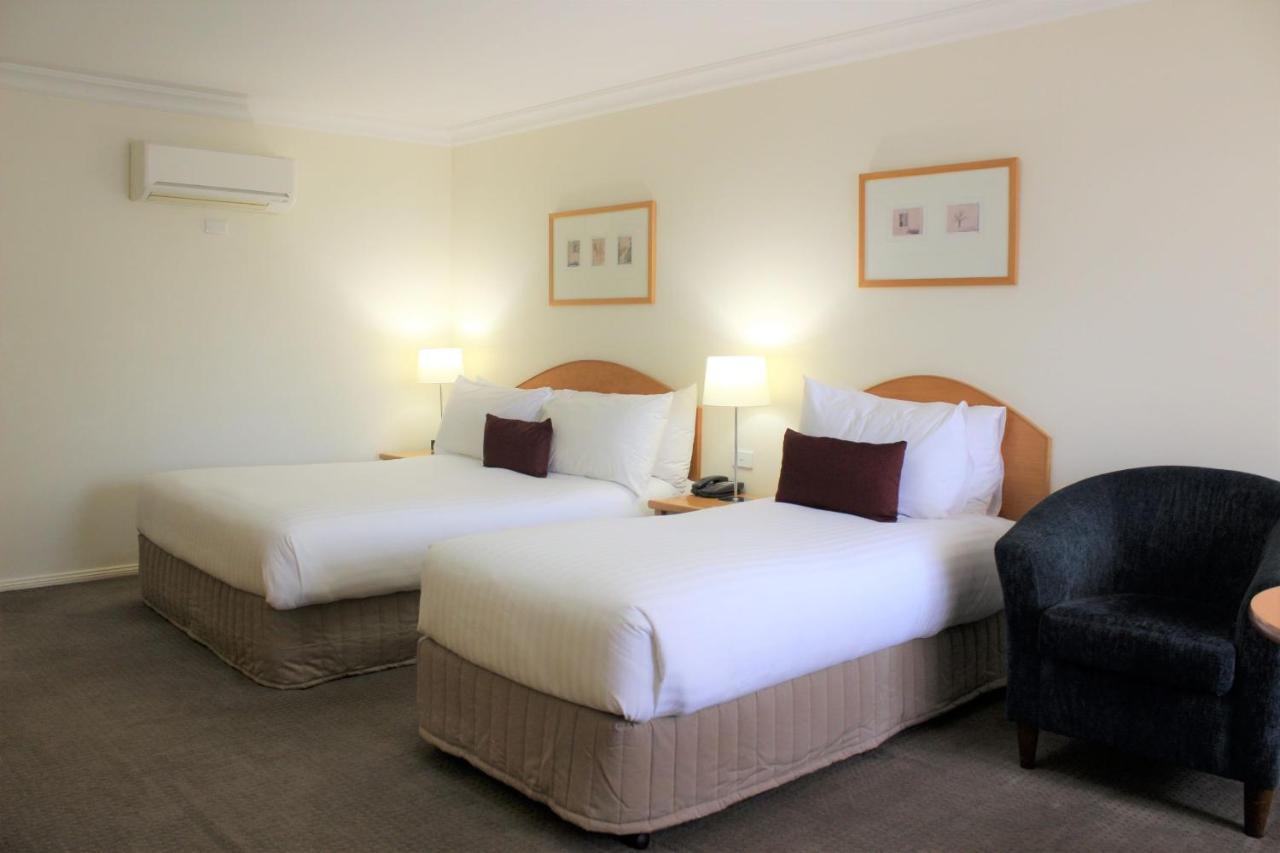 Carlyle Suites & Apartments Wagga Wagga Buitenkant foto